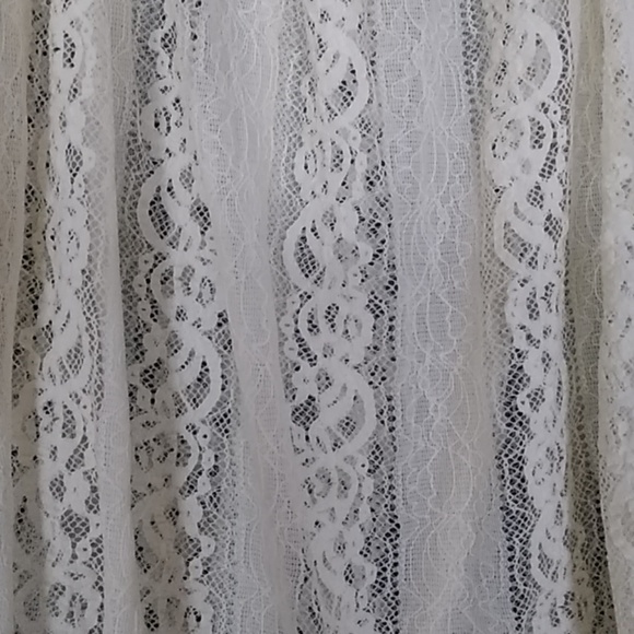 Shirt - Picture 4 of 4